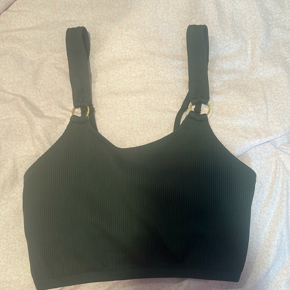 aerie tank